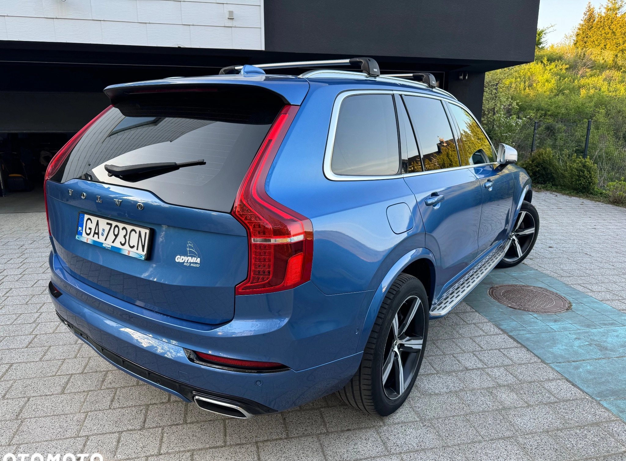 Volvo XC 90 cena 198000 przebieg: 98000, rok produkcji 2018 z Gdynia małe 742